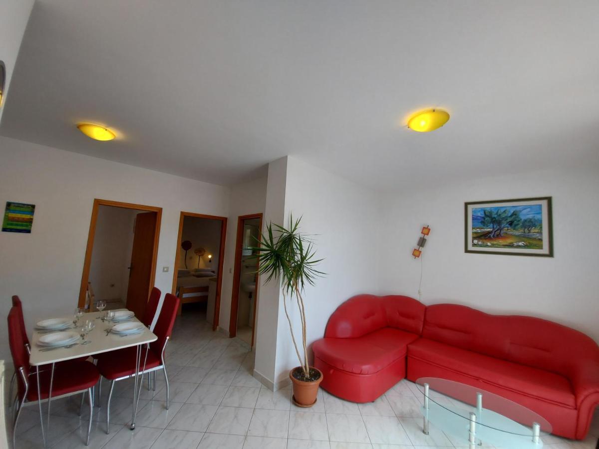 Ferienwohnung Sea & Honey Krk Town Exterior foto