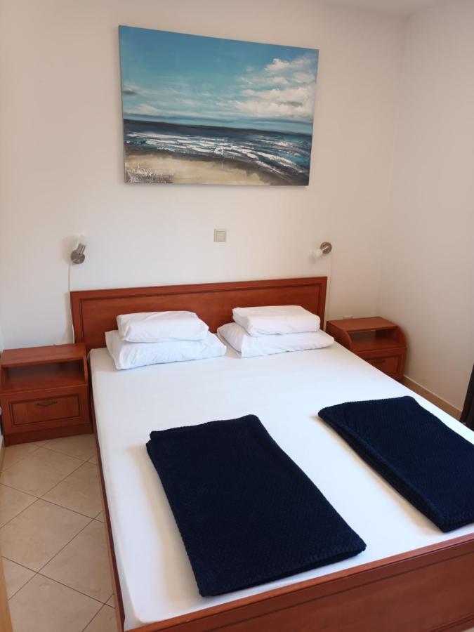 Ferienwohnung Sea & Honey Krk Town Exterior foto