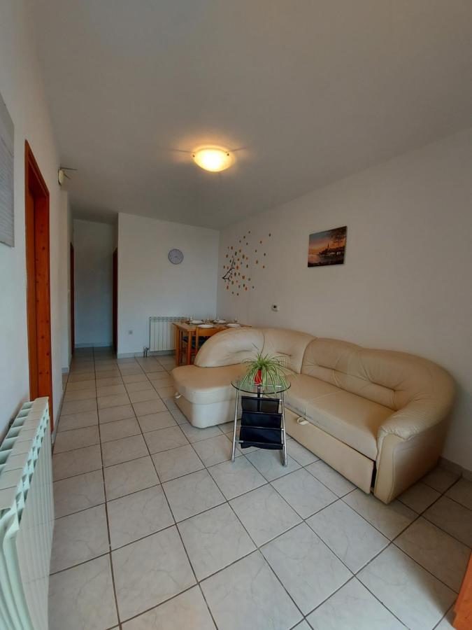 Ferienwohnung Sea & Honey Krk Town Exterior foto