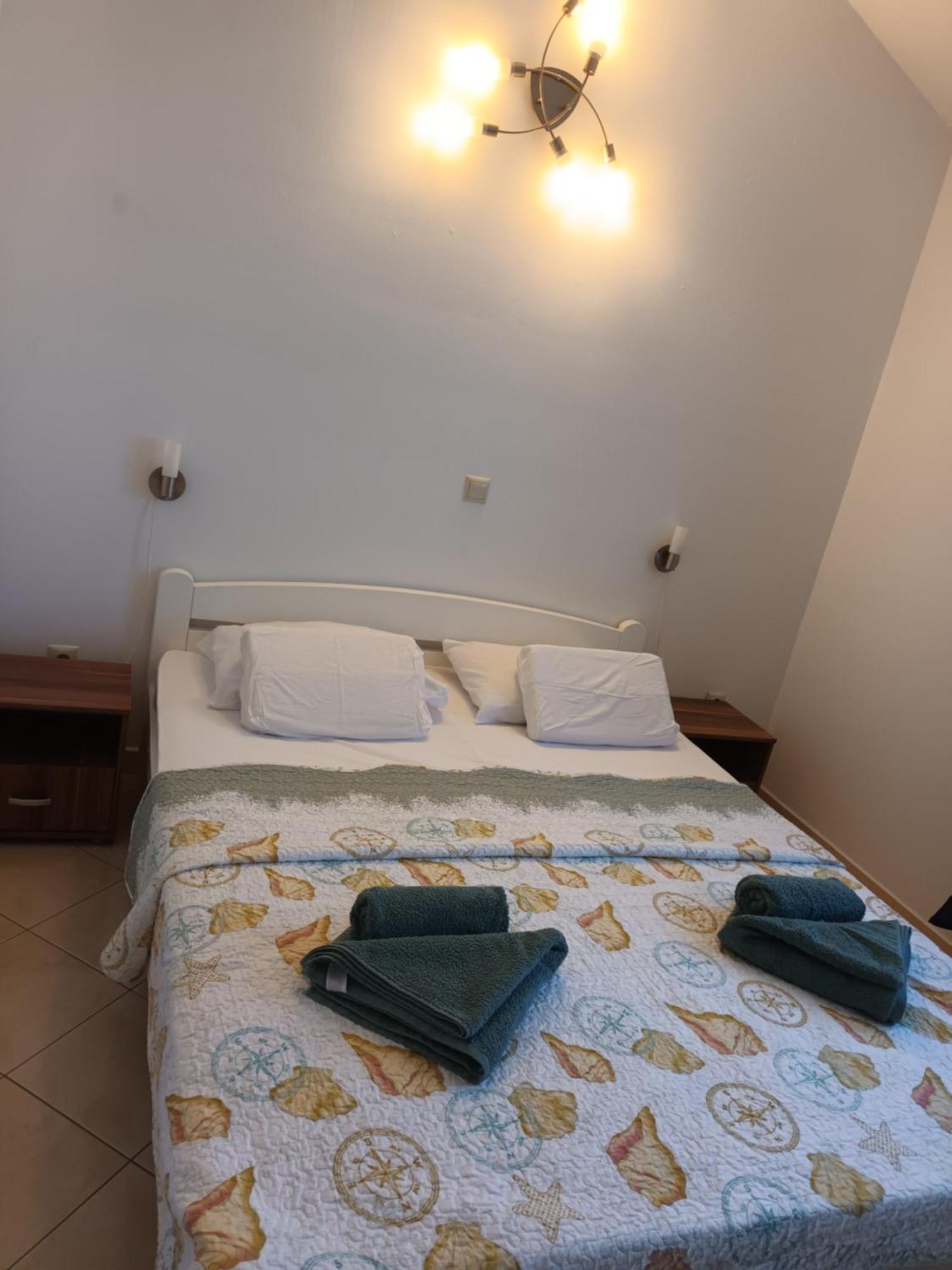 Ferienwohnung Sea & Honey Krk Town Exterior foto